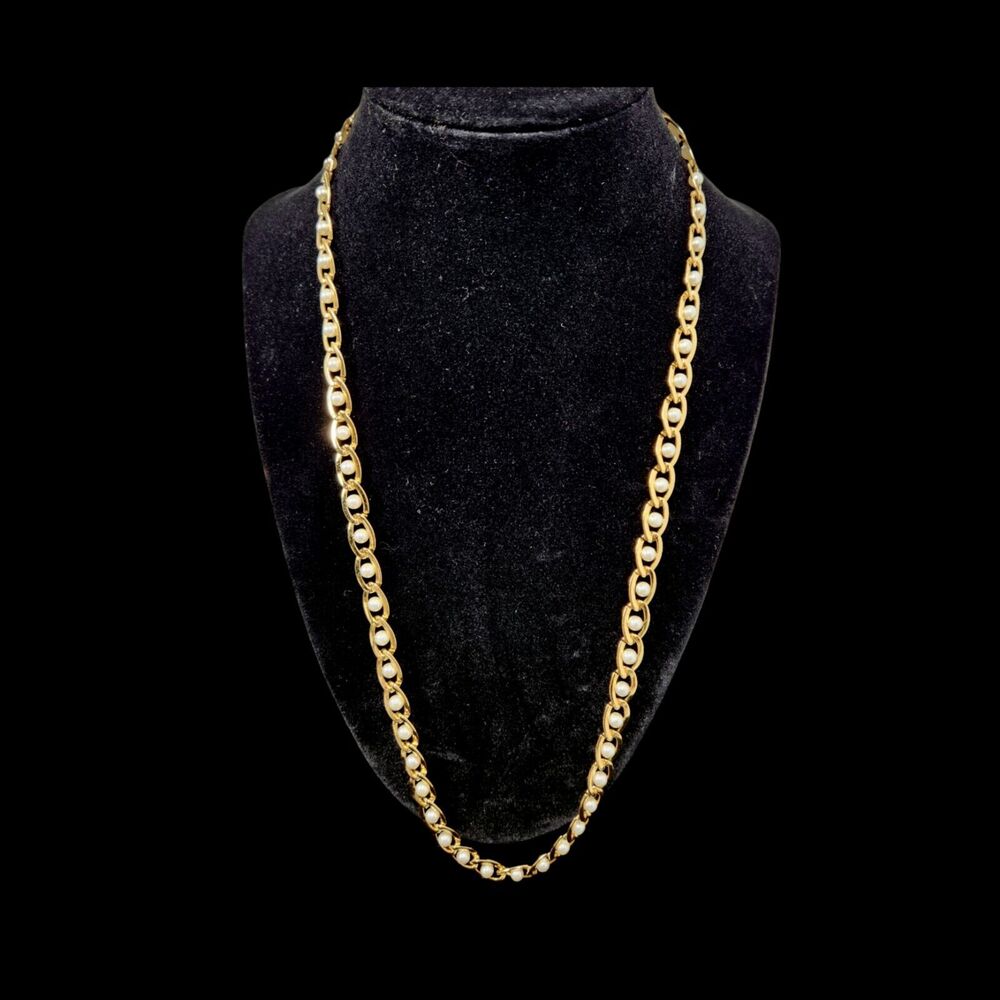 Vtg Signed Napier Caged Faux Pearl and Gold Tone Link Chain Classy Necklace